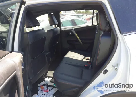 2018 Toyota Rav4 Se из США, поврежденный, VIN 2T3NFREV2JW464434